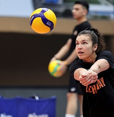 eczacibasi-dynavit-galatasaray-daikin-ile-karsi-karsiya-KrF9q9WL.jpg