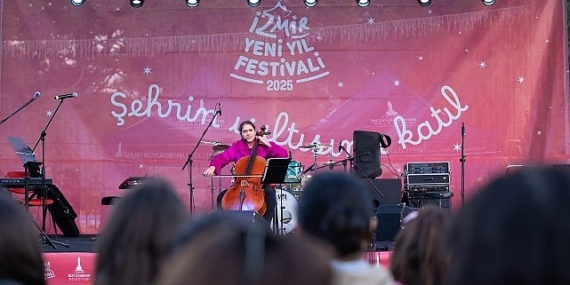 İzmir’in en neşeli festivali başladı