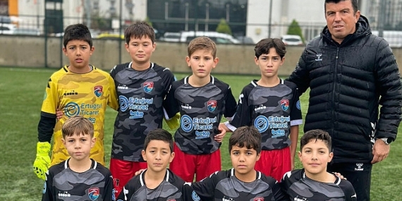 Kemer Belediye Merkez Spor takımları dolu dizgin