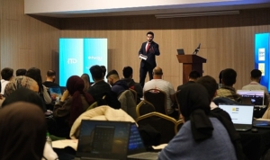 konya-bilim-merkezinde-internet-computer-ve-smart-contract-yazma-egitimi-duzenlendi-x7wiACfY.jpg