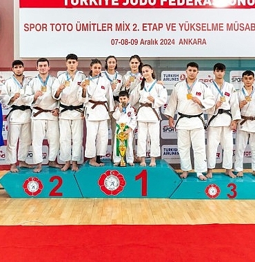 konya-buyuksehir-belediyesporun-judoda-bilegi-bukulmuyor-cn8F7ErT.jpg