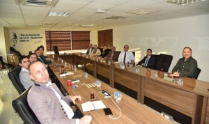 maski-yoneticilerine-siyaset-bilimi-ve-kamu-yonetimi-egitimi-LSIMRquK.jpg
