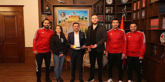 Nizip Zeugma Hokey Kulübü Nevşehir Belediyesi Spor Kulübüne devredildi