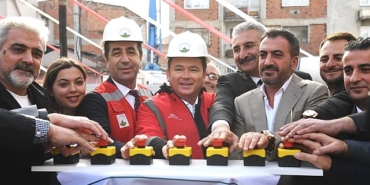 osmangazi-belediyesi-ilceyi-kreslerle-donatiyor-JaaEbrNw.jpg