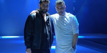 serkan-duman-ve-gokhan-dumandan-moda-resitali-UlQmNvry.jpg