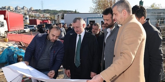 Solaklar’a şimdi de yaya üst geçidi geliyor