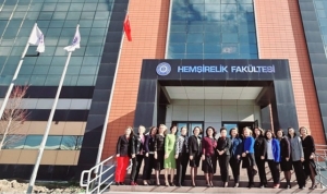 turkiyedeki-hemsirelik-fakultelerinin-dekanlari-ege-universitesinde-bir-araya-geldi-jmeGZKTO.jpg