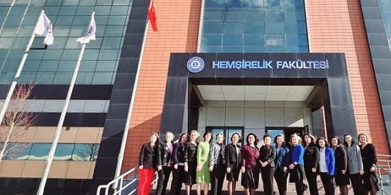 Türkiye’deki Hemşirelik Fakültelerinin Dekanları Ege Üniversitesinde bir araya geldi