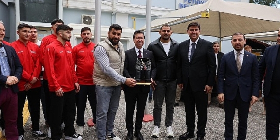 Başkan Aras Sahada: “Fethiye’de Çalışmaları Yerinde İnceledi”