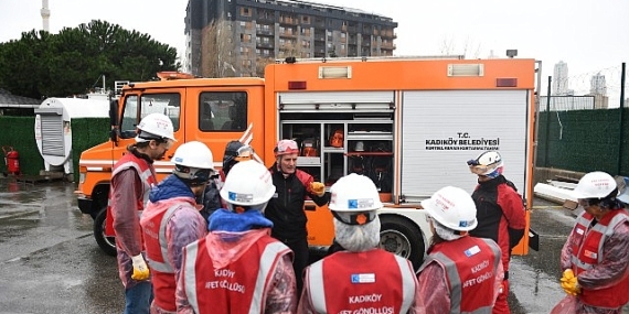 Kadıköy Belediyesinden Deprem Tatbikatı