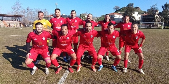 Manisa masterler liderliği foçada perçinledi