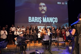 anadolu-rock-muziginin-efsane-isimlerinden-baris-manco-vefatinin-26nci-yil-donumunde-kadikoyde-anildi-VNx5z4Qy.jpg