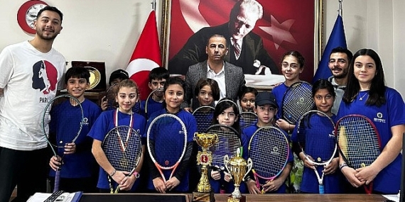 Başlık uygun görünüyor, herhangi bir değişiklik yapmak ister misin?