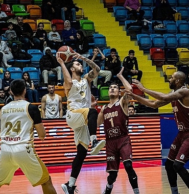 buyuksehir-bandirma-bordo-basketbola-sans-tanimadi-fJrmjQAY.jpg
