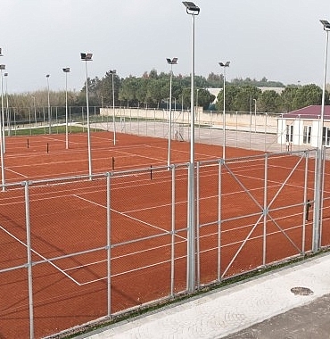 buyuksehir-kocaelinin-en-kapsamli-tenis-merkezini-tamamladi-tenis-tutkunlari-icin-essiz-bir-tesis-GwbxhtYt.jpg