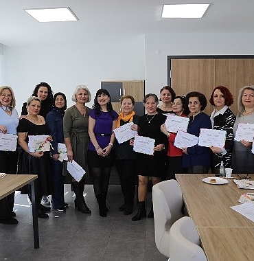 cankayada-kadinin-insan-haklari-egitimi-programi-tamamlandi-gmtLi2WE.jpg
