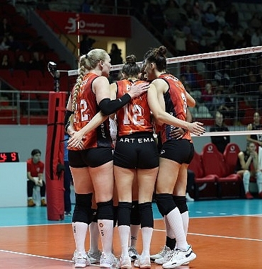 eczacibasi-dynavit-turk-hava-yollarina-konuk-oldu-4NmmHhlJ.jpg