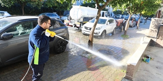 Efes Selçuk sokaklarında temizlik harekâtı