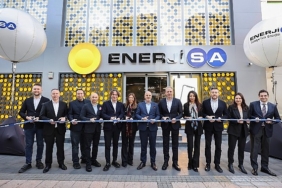 enerjisa-enerjinin-yeni-konseptli-musteri-hizmetleri-merkezi-adanalilarla-bulustu-6nIMuUKA.jpg