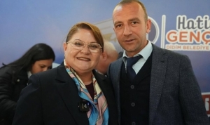 gencay-altinkum-mahallesinde-vatandaslarla-bulustu-31niDjbu.jpg