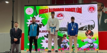 geyveli-karatecilerden-bir-sampiyonluk-bir-ikincilik-tHa3mUuG.jpg