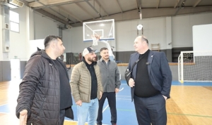 gumuldur-spor-salonu-yenilendi-dr62IxDL.jpg