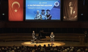 izmirde-60-yas-ve-uzerindekiler-universiteli-oluyor-3KzRKGft.jpg