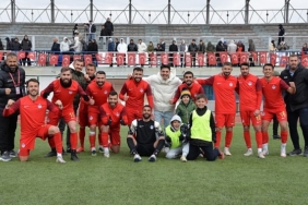 kahramankazan-belediyespor-evinde-karsilastigi-polatlisporu-7-0lik-skorla-maglup-etti-YK8BfK15.jpg