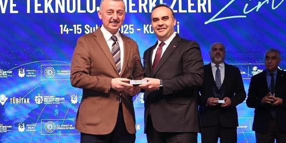 Kocaeli Büyükşehir’e ‘En İyi Bilim Sahnesi’ ödülü