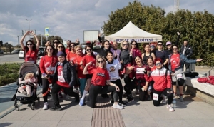 konakta-sevdigine-kos-ile-her-adim-sevgiye-atildi-aQwZ5BH9.jpg
