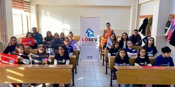 Lösev’den Gönüllü Öğretmenlerle Etüt Projesi Canım Kardeşim Ders Evi Erzurum Ve Malatya’da