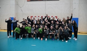manisa-bbsk-hentbol-takimi-tarih-yazdi-rr6Uq3O8.jpg