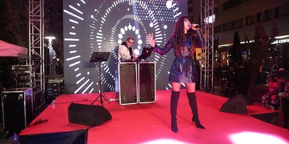 Sevginin günü Konak’ta Love Fest ile kutlandı