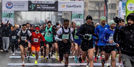 VakıfBank 45.Uluslararası Trabzon Yarı Maratonu Koşuldu