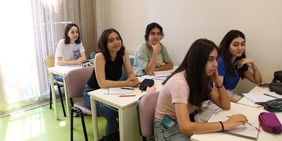 Zeyrek, “öğrencilerimizi eğitim merkezlerimize davet ediyoruz”