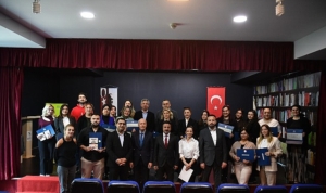 uygulamali-muhasebe-egitimi-programi-ilk-mezunlarini-verdi-fn9r53yH.jpg