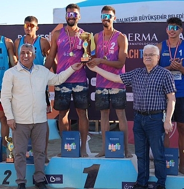 2025-tvf-plaj-voleybolu-bioderma-pro-beach-tour-oren-etabi-odul-toreni-duzenlendi-1lr4suOf.jpg