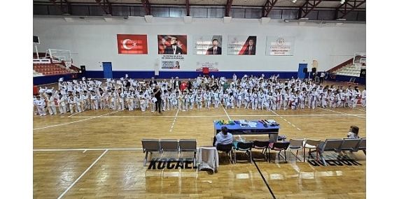 293 Gölcük Belediyespor Taekwondo Sporcusu Kuşak Atladı