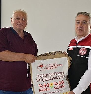aycicegi-ureticilerine-yerli-tohum-destegi-Nr5MppTC.jpg