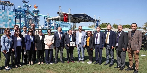 Başkan Muhittin Böcek: “6. yılımızda 24’üncü çevre ödülümüzü aldık”