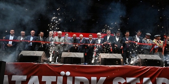 Başkan Muhittin Böcek, “Stadyum Kumluca’mıza değer katacak”