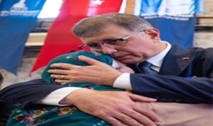 baskan-tugay-sehit-anneleri-ile-bir-araya-geldi-KQitWtOw.jpg