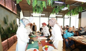 bursa-ogretmen-akademileri-gastro-inegol-mutfagina-misafir-oldu-O4zEjTua.jpg