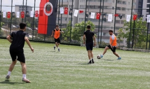 cankayada-19-mayis-coskusu-futbol-turnuvasi-ile-basladi-ZTXjmNdJ.jpg