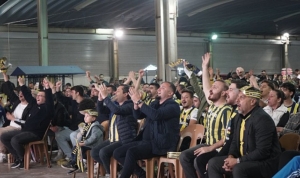 fenerbahcenin-avrupa-zaferi-dev-ekranda-izlendi-u9PJbgAt.jpg
