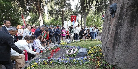 Karşıyaka’da binler Zübeyde Anne’ye koştu!
