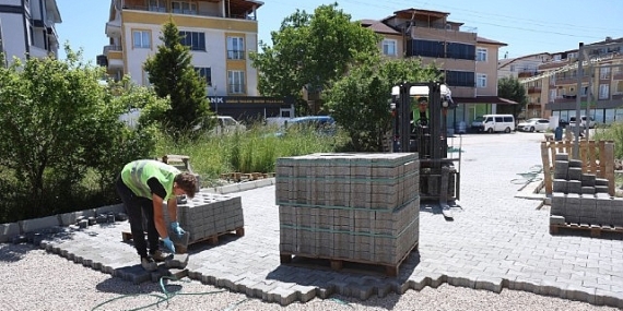 Kartepe’de Üstyapı Çalışmaları Aralıksız Sürüyor