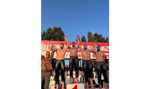 kemer-belediye-gurescisinden-ucunculuk-ByJeuTNd.jpg