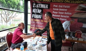 kemer-kitap-fuari-basladi-TXpXphpf.jpg