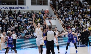 konya-buyuksehir-belediyespor-yari-finalde-GkHNHP6l.jpg